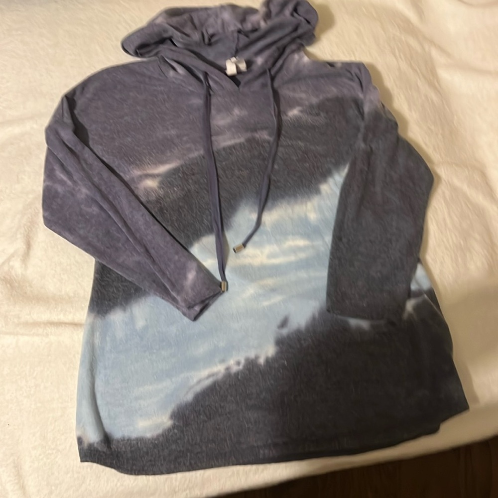 Cable and gauge tied dyed top